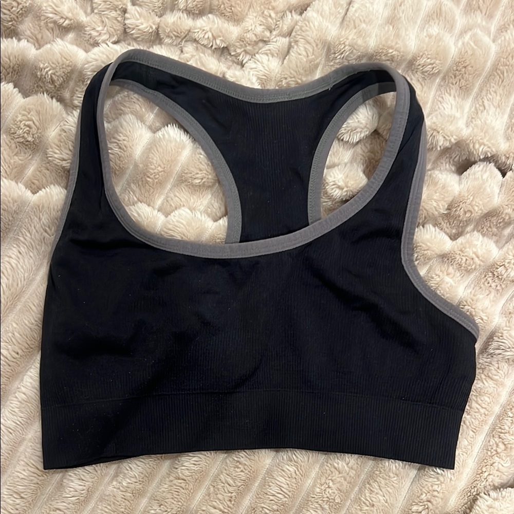 Black and Gray Women's Sports Bra